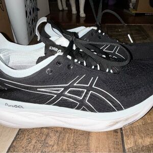 ASICS Gel Nimbus Tennis Shoes